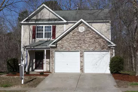 901 Pebblestone Dr, Durham, NC 27703 photo 2