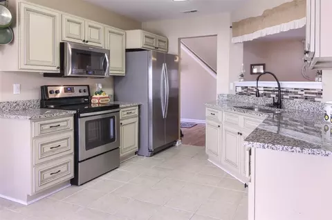 901 Pebblestone Dr, Durham, NC 27703 photo 1