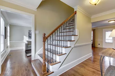 106 La Quinta Ct, Cary, NC 27518 photo 3