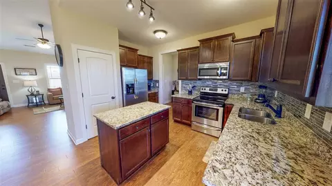 71 Sentinel Ct, Smithfield, NC 27577 photo 12