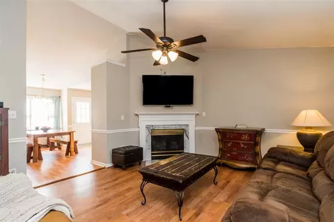 208 Deep Pool Ct, Benson, NC 27504 photo 3