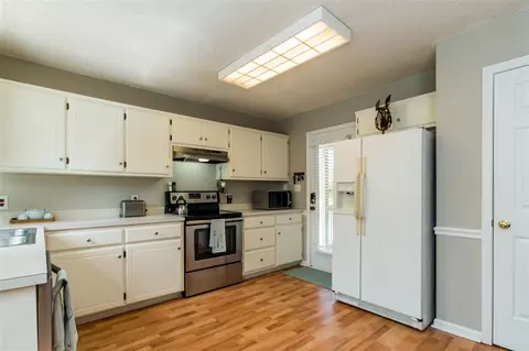 208 Deep Pool Ct, Benson, NC 27504 photo 8