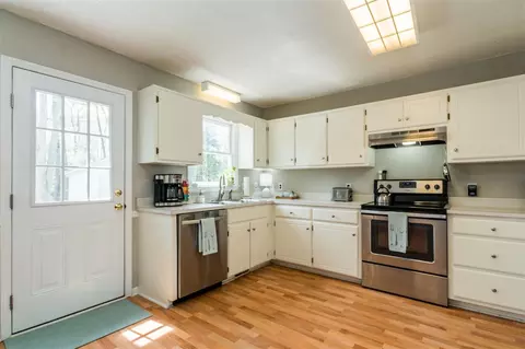 208 Deep Pool Ct, Benson, NC 27504 photo 9