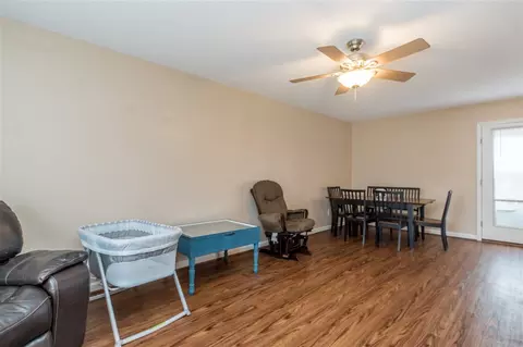 105 Skylor Dr, Clayton, NC 27520 photo 3