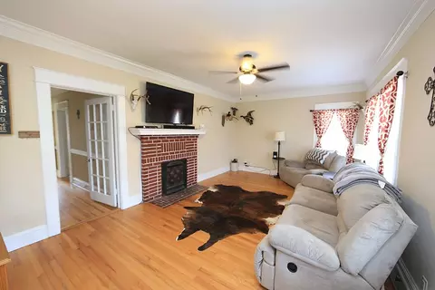 203 Webb St, Roxboro, NC 27573 photo 4