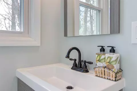 124 Crestview Dr, Durham, NC 27712 photo 19