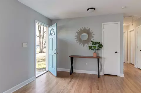 124 Crestview Dr, Durham, NC 27712 photo 4