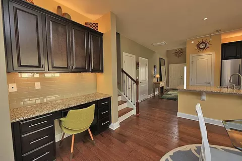 901 Poplar St, Durham, NC 27703 photo 7