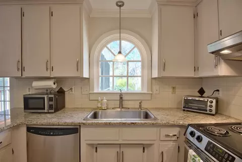 4 Midpines Ct, Durham, NC 27713 photo 9
