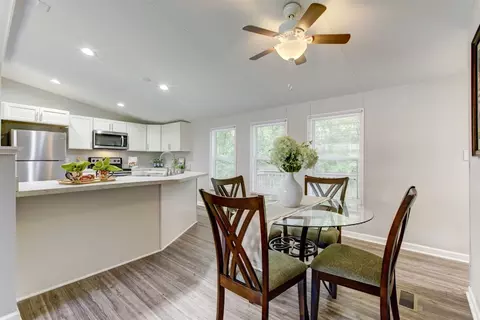 155 E Abbey Ct, Smithfield, NC 27577 photo 8