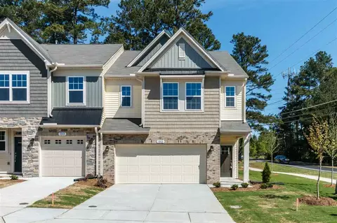 1014 Flagler St, Durham, NC 27713 photo 2