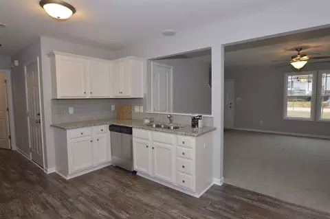 214 Highcroft Cir, Benson, NC 27504 photo 7