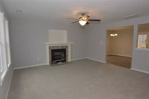 214 Highcroft Cir, Benson, NC 27504 photo 2