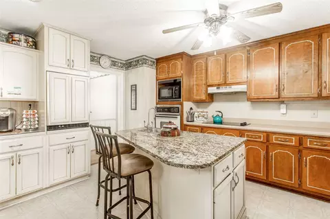 115 Lark Ln, Durham, NC 27712 photo 6