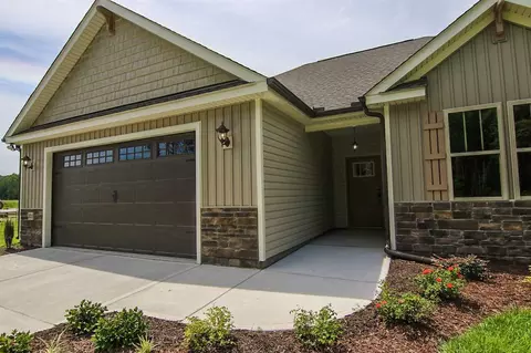 303 Fallingbrook Dr, Kenly, NC 27542 photo 3