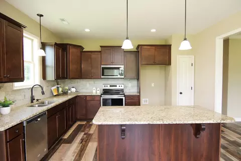 303 Fallingbrook Dr, Kenly, NC 27542 photo 13