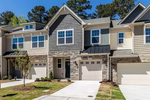 1047 Flagler St, Durham, NC 27713 photo 2