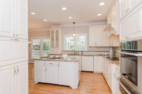 100 Wittenham Dr, Cary, NC 27519 photo 11