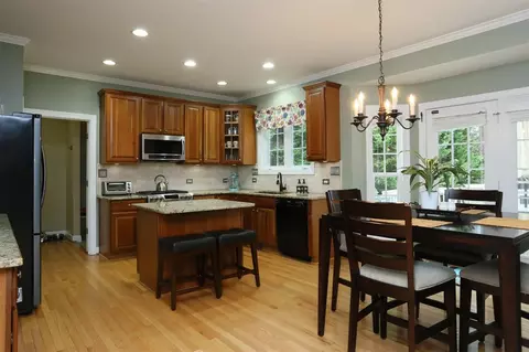4604 Paces Ferry Dr, Durham, NC 27712 photo 9