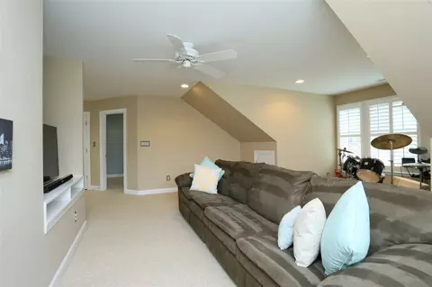 4604 Paces Ferry Dr, Durham, NC 27712 photo 19