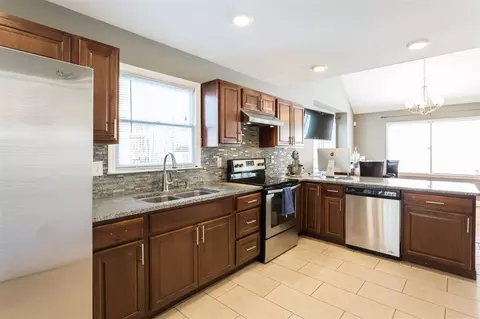 1704 Glasgow St, Durham, NC 27705 photo 7