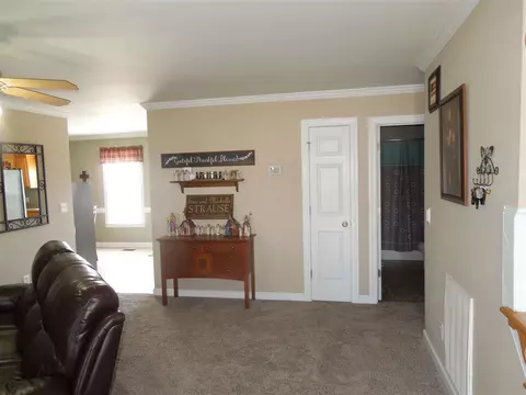 151 Shepherd Dr, Benson, NC 27504 photo 4