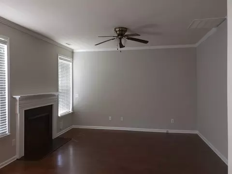 9 Crescent Hill Ct, Durham, NC 27704 photo 5