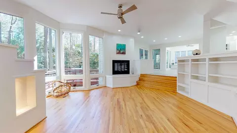 3901 Darby Rd, Durham, NC 27707 photo 4