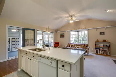 102 Lockheed Cir, Cary, NC 27513 photo 10