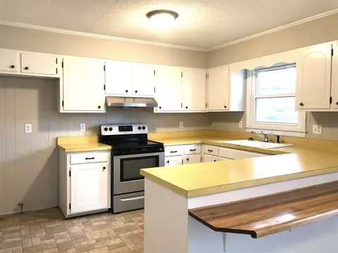105 Maple Dr, Smithfield, NC 27577 photo 5