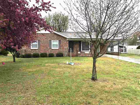 105 Maple Dr, Smithfield, NC 27577 photo 2