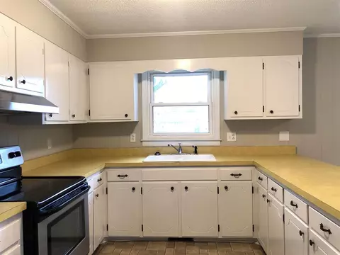105 Maple Dr, Smithfield, NC 27577 photo 6