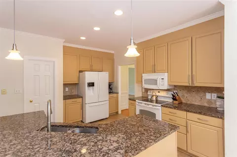 7820 Ocoee Ct, Raleigh, NC 27612 photo 16