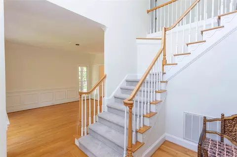 7820 Ocoee Ct, Raleigh, NC 27612 photo 3