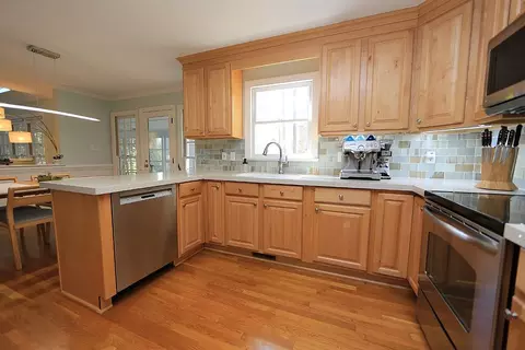 106 Windswept Ln, Cary, NC 27518 photo 8