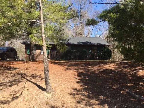 815 Melanie St, Durham, NC 27704 photo 3