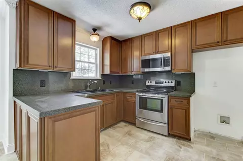 643 Olympic Dr, Garner, NC 27529 photo 9
