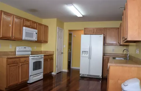 719 Hebron Rd, Durham, NC 27704 photo 4