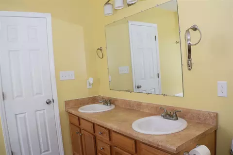 719 Hebron Rd, Durham, NC 27704 photo 9