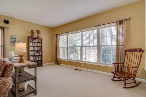 202 Stinhurst Dr, Durham, NC 27713 photo 6
