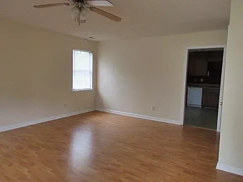 506 Melbourne St, Durham, NC 27703 photo 8