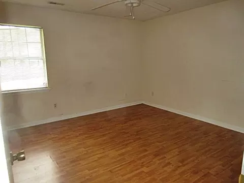 506 Melbourne St, Durham, NC 27703 photo 9
