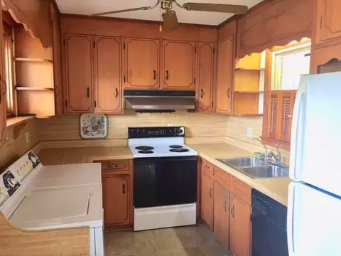 1106 Friendly Rd, Dunn, NC 28334 photo 5