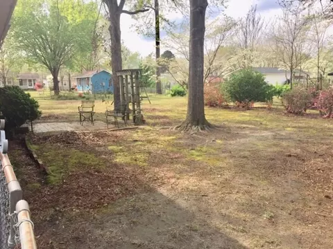 1106 Friendly Rd, Dunn, NC 28334 photo 3