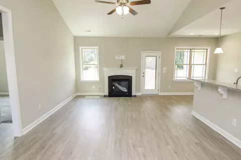 73 Fallingbrook Dr, Kenly, NC 27542 photo 6