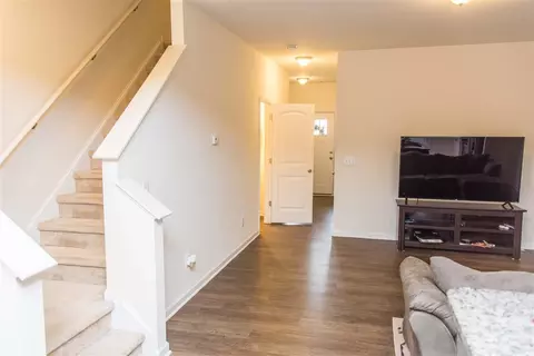 120 Phantom Ln, Durham, NC 27703 photo 5