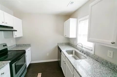 815 Chalmers St, Durham, NC 27707 photo 6