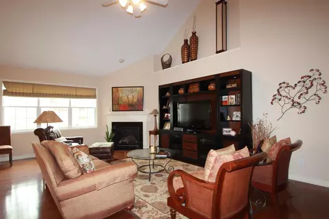 3708 Albritton Dr, Durham, NC 27705 photo 2