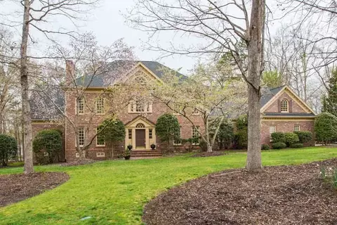 1 Chevoit Ct, Durham, NC 27712 photo 2