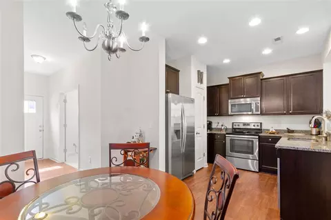 436 Carthage St, Durham, NC 27703 photo 5